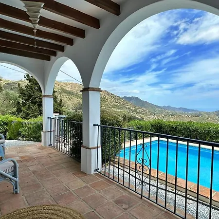 Villa Hugo Cómpeta By Bossh Málaga